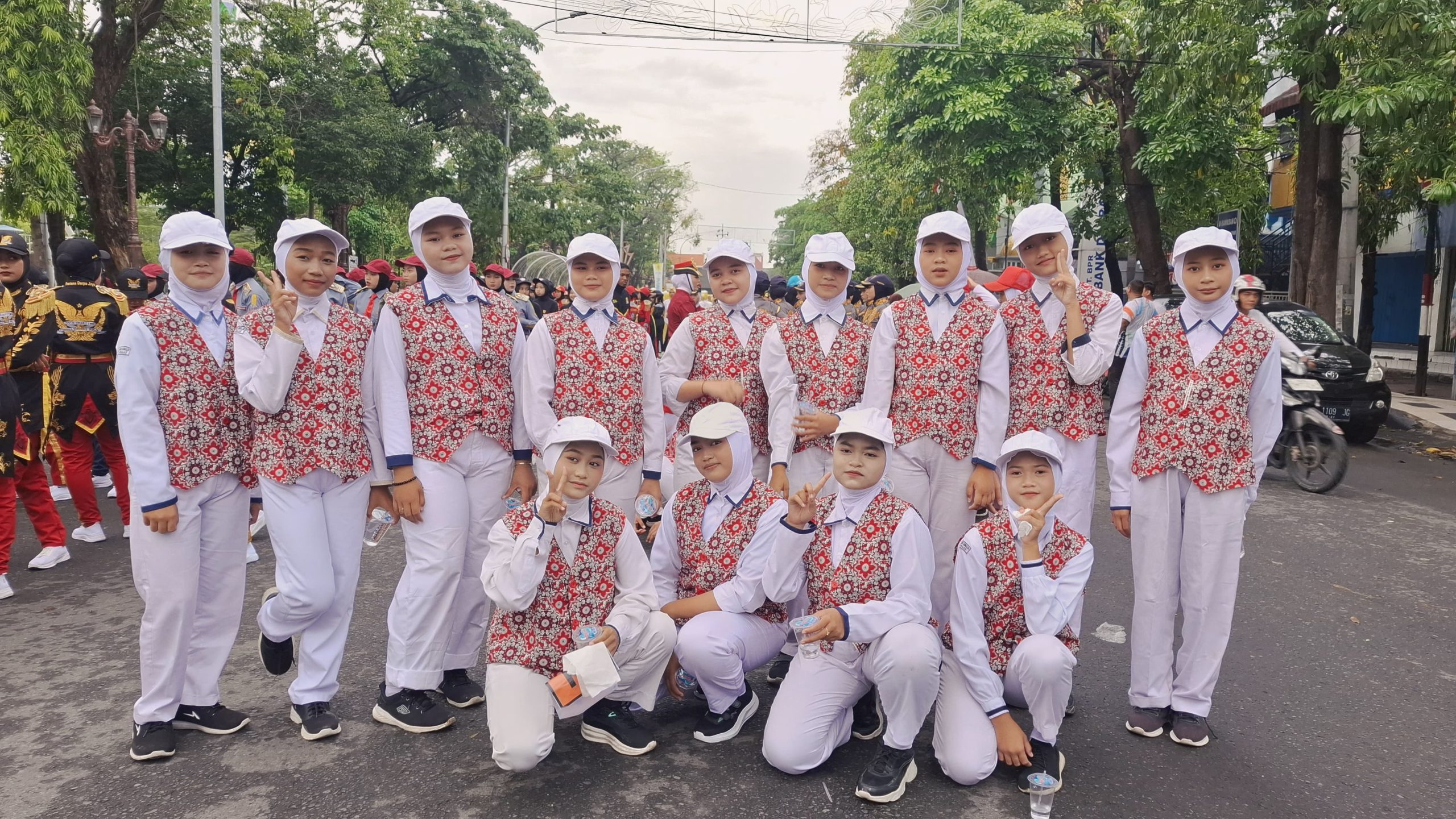Juara 1 Gerak Jalan Putri tingkat SMP/MTs DISPORA Kab. Lamongan 2025